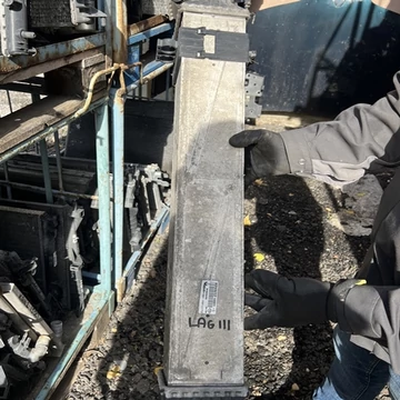 Renault Laguna III 2.0dci/2.0 16V bontott használt intercooler hűtő 2007-2015-ig 144960001R Renault Laguna III 2.0dci/2.0 16V bontott használt intercooler hűtő 2007-2015-ig 144960001R