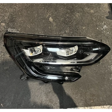 Renault Megane IV bontott használt jobb első fényszóró (dupla ledes) VALEO 2015-től 260103857R Renault Megane IV bontott használt jobb első fényszóró (dupla ledes) VALEO 2015-től 260103857R