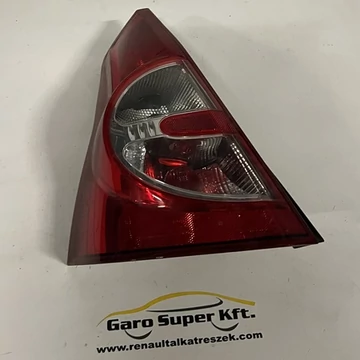 Dacia Sandero I bontott használt bal hátsó lámpa/fényszóró 2008-2012-ig 8200734825  62421001