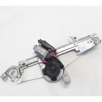 Renault Scenic II 5 ajtós bontott használt hátsó elektromos ablakemelő szerkezet motorral jobb oldal 2003-2009-ig 8201010934