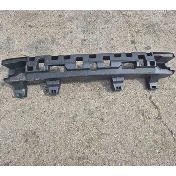 Dacia Sandero III bontott használt hátsó lökhárító tartó középső 2022-től 850905741R