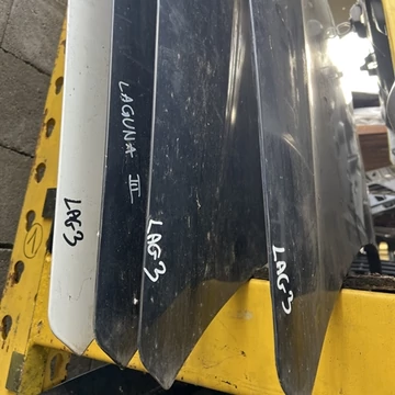 Renault Laguna III bontott használt motorháztető 2007-2015-ig