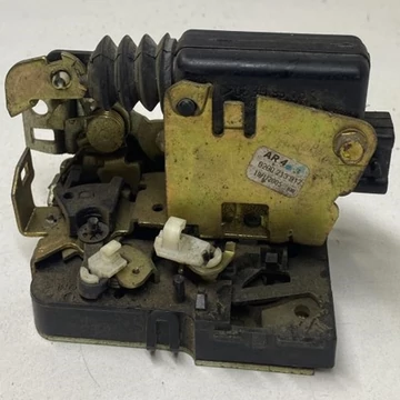 Dacia Logan I bontott használt jobb első zárszerkezet centrál motor nélkül 2004-2012-ig