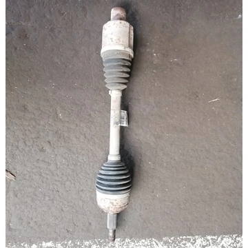 Dacia Duster 4x4 1.5dci bontott használt féltengely jobb oldal 2010-2018-ig 391009882R Dacia Duster 4x4 1.5dci bontott használt féltengely jobb oldal 2010-2018-ig 391009882R