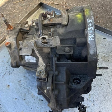Renault Trafic II 1.9dci bontott használt váltó PK6375 6 sebességes mechanikus 2001-2006-ig 8200562333