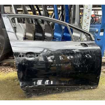 Renault Clio IV bontott használt jobb első ajtó fekete KARCOS 2012-2019-ig