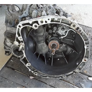 Renault Scenic II 1.9dci bontott használt váltó ND0001 6 sebességes mechanikus 2003-2008-ig