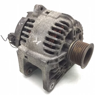 Renault Laguna II 1.9dci/2.0 bontott használt generátor 110A 7PK VALEO 2002-2007-ig 8200495294
