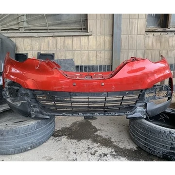 Renault Captur I bontott használt első lökhárító 2013-2020-ig 620220766R