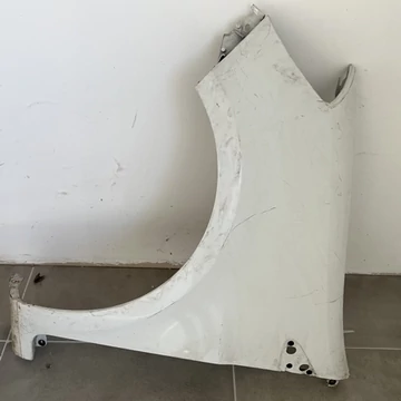 Renault Clio III bontott használt bal első sárvédő 185 2005-2010-ig Renault Clio III bontott használt bal első sárvédő 185 2005-2010-ig