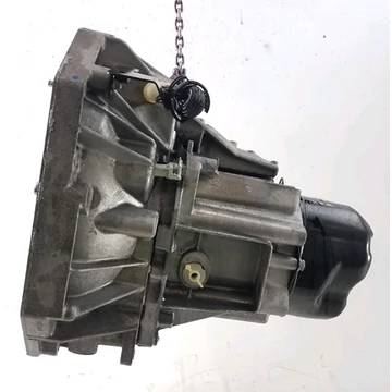 Renault Kangoo II 1.5dci bontott használt váltó JR5301 5 sebességes mechanikus 2012-2021-ig 8200459672