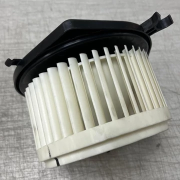 Renault Laguna III felújított fűtőmotor, fűtőventilátor 2007-2015-ig