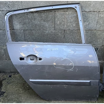 Renault Megane II 5 ajtós bontott használt jobb hátsó ajtó ezüst 2002-2008-ig