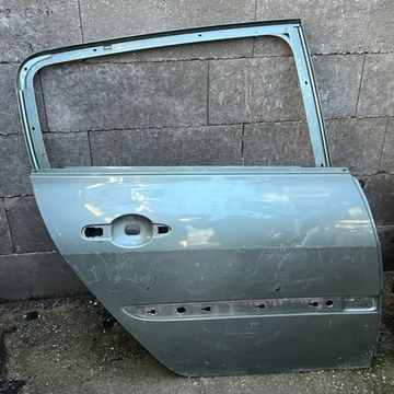 Renault Megane II 5 ajtós bontott használt jobb hátsó ajtó (karcos+pici rozsda) 2002-2008-ig