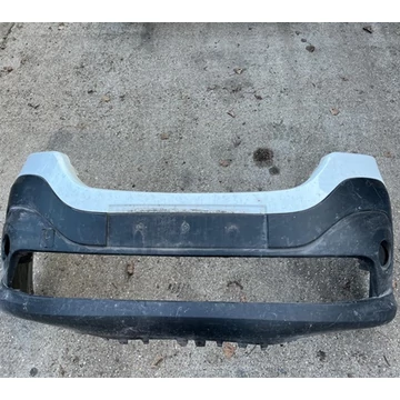 Renault Trafic III/Opel Vivaro B/Nissan Primastar bontott használt első lökhárító 2014-től 620223380R Renault Trafic III/Opel Vivaro B/Nissan Primastar bontott használt első lökhárító 2014-től 620223380R