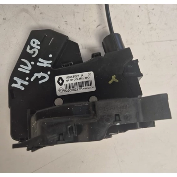 Renault Megane IV 5 ajtós bontott használt jobb hátsó ajtózár 4PIN 2015-2021-ig 825025227R
