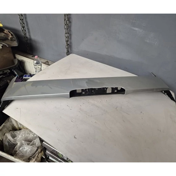 Renault Megane III Kupe/Coupe bontott használt hátsó szárny légterelő/csomagtérajtó spoiler 2008-2016-ig 960300005R