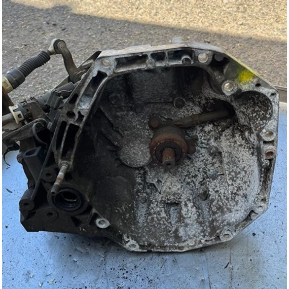 Nissan NOTE 1.5dci bontott sebességváltó JR5329 5 sebességes mechanikus