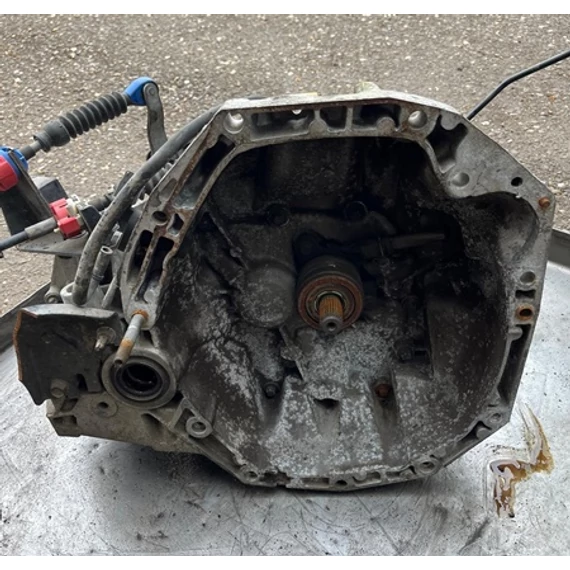 Nissan QASHQAI 1.5dci bontott sebességváltó TL4113 6 seb. mechanikus