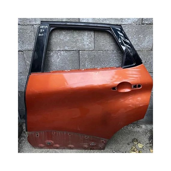 Renault Captur I bontott használt bal hátsó ajtó/beszálló oldalajtó szerelvények nélkül 2013-2020-ig