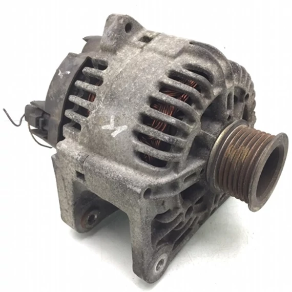 Renault Megane II 1.9dci/2.0 bontott használt generátor 110A 7PK VALEO 2002-2009-ig 8200495294  8200290215  7711135332
