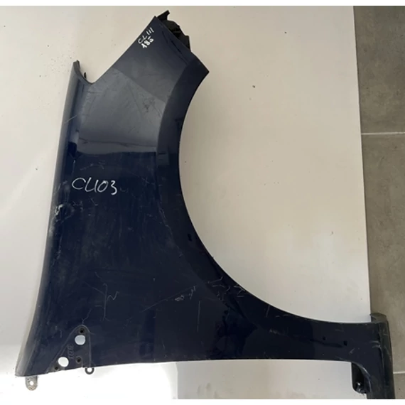 Renault Clio III bontott használt jobb első sárvédő 185 2005-2010-ig