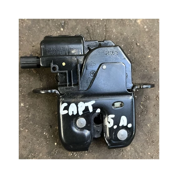 Renault Captur I/Clio IV/Scenic III/Megane III/Twingo II/Zoe bontott használt csomagtérajtó zárszerkezet/ajtózár 4 pólusú csatlakozóval 846307169R