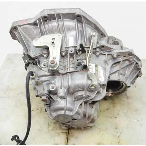 Renault Espace IV 2.2dci bontott használt váltó PK6011 6 sebességes mechanikus 2006-2015-ig